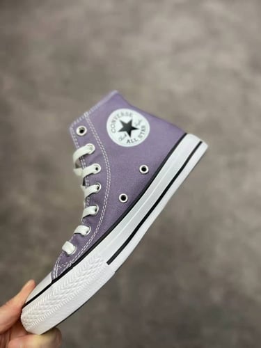 Converse Unisex Chuck Taylor All Star Canvas Shoes...