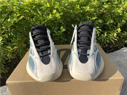 Yeezy Boost 700 V3 'Kyanite' | كيانيت