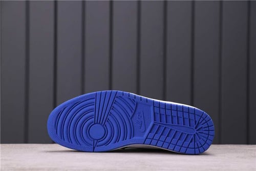 Air Jordan 1 Retro High OG "Royal Toe"
