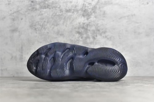 Yeezy Foam Runner "Mineral Blue"