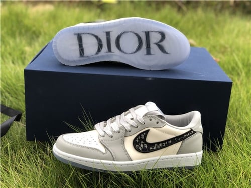 Air Jordan 1 LOW "Dior"