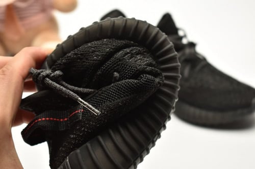 Yeezy Boost 350 V2 'Black' (Reflective) Kids اطفال