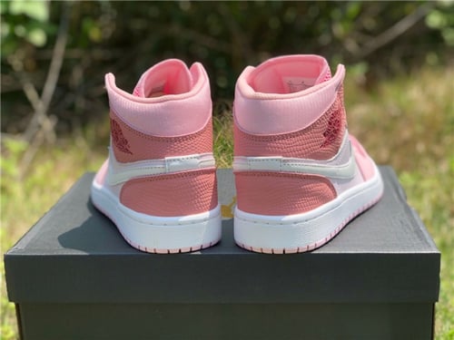 Air Jordan 1 MID DIGITAL PINK