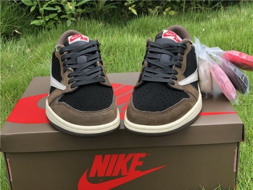 Air Jordan 1 Low "Travis Scott"