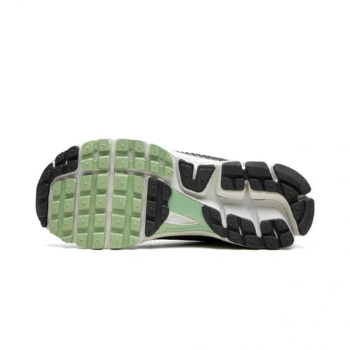 Nike VOMERO 5 "Cobblestone"