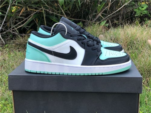 Air Jordan 1 Low “Emerald Rise”