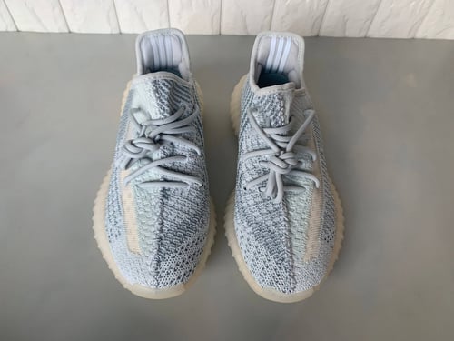 Yeezy Boost 350 V2 'Cloud White' (Reflective) عاكس...