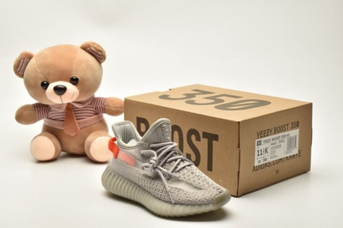 Yeezy Boost 350 V2 tail light Kids اطفال
