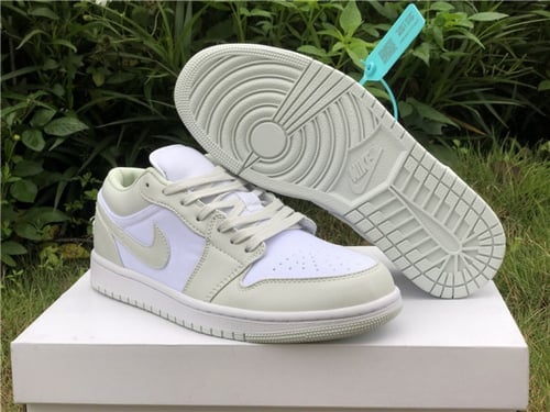 Air Jordan 1 Low Spruce Aura White Green