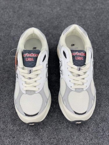 New Balance 990 v3 Retro Casual White