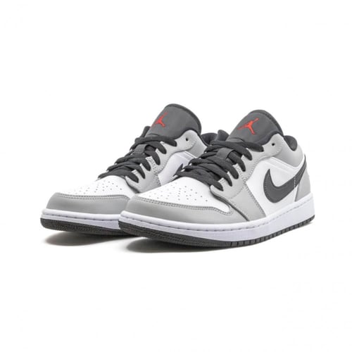 AIR JORDAN 1 LOW "Light Smoke Grey"