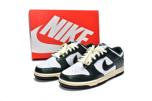Nike Dunk Low 'Vintage Green'