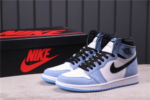 Air Jordan 1 High “University Blue”