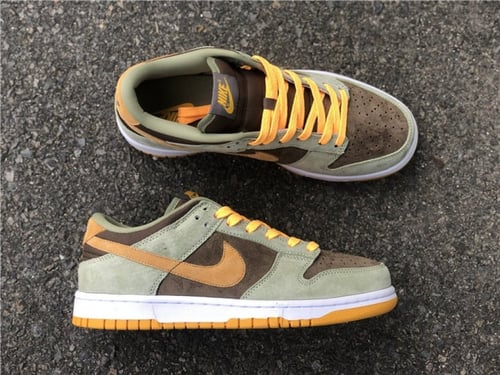 Dunk Low "Dusty Olive"