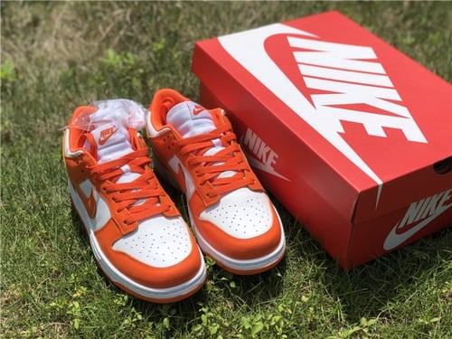 Nike Dunk Low “Syracuse”
