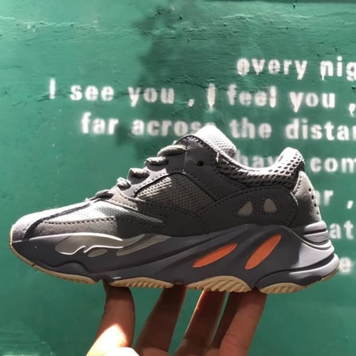Yeezy Boost 700 'Inertia' Kids اطفال
