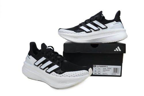 Adidas Ultraboost 5 'Black and White'