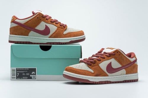 Nike Dunk Low