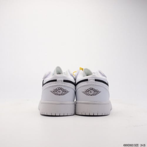 Nike Jordan 1 اطفال