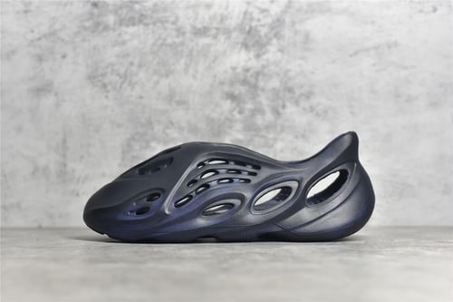 Yeezy Foam Runner "Mineral Blue"