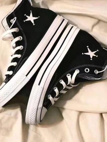 Stüssy x Converse Chuck 70