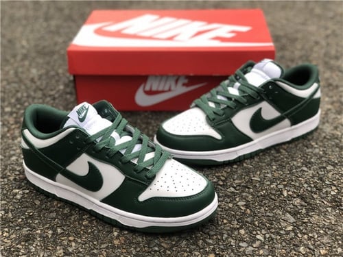 Nike Dunk Low "Team Green"