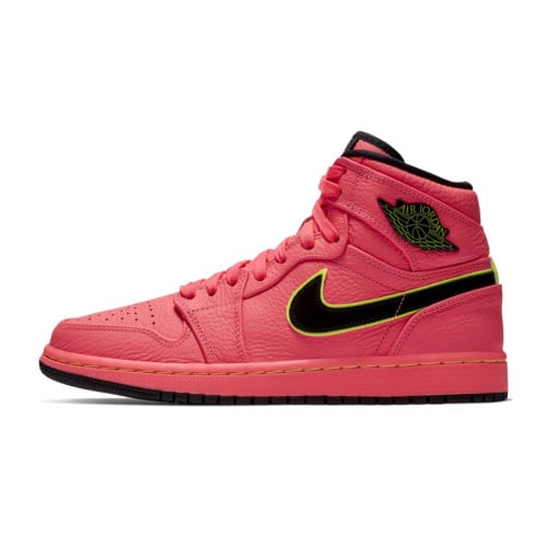 Jordan 1 Retro High Hot Punch