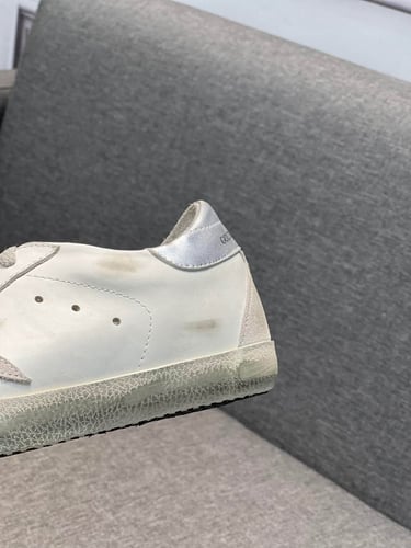 Golden Goose Superstar sneakers
