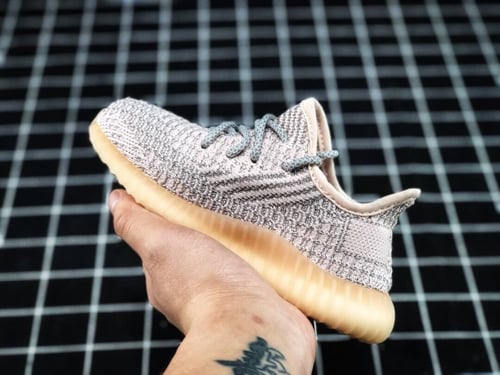Yeezy Boost 350 V2 'Synth' Kids اطفال