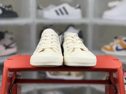 Converse WMNS Chuck Taylor All Star Low 'Embroider...