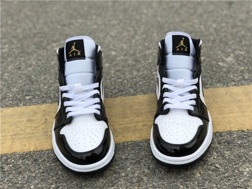 Air Jordan 1 Mid SE Black Gold Patent Leather