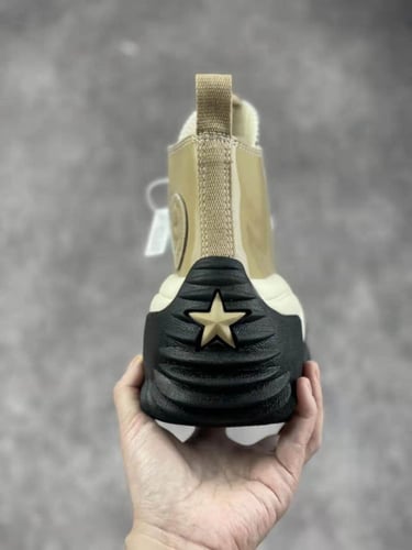 Converse Run Star Motion