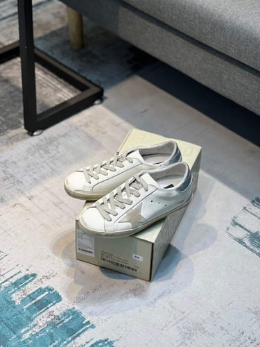 Golden Goose Superstar sneakers