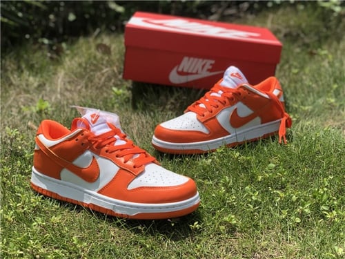 Nike Dunk Low “Syracuse”