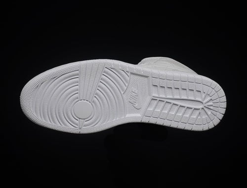 Nike Air Jordan 1 Mid Triple White