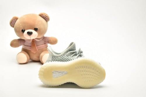 Yeezy Boost 350 V2 Kids اطفال