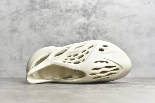 YEEZY FOAM RUNNER "ararat"