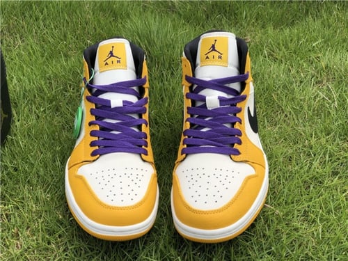 A J 1 Mid Lakers
