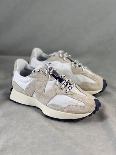 New Balance 327
