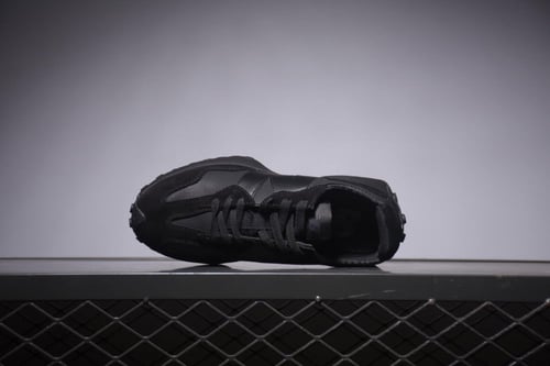 New Balance 327 'Black'