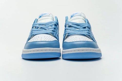 Nike Dunk Low "University Blue"