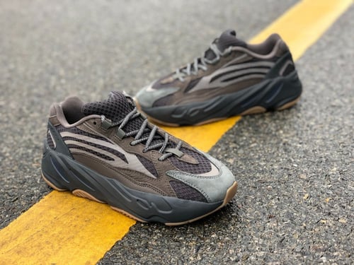 Yeezy Boost 700 V2 'Geode'