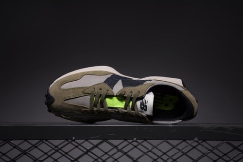 New Balance 327 'Aluminum Covert Green'