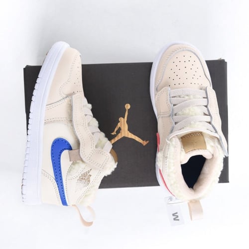 Nike Jordan 1 اطفال
