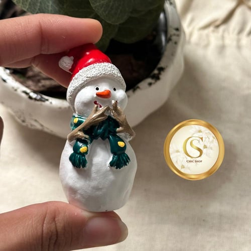 تحفة ميني بشكل رجل الثلج