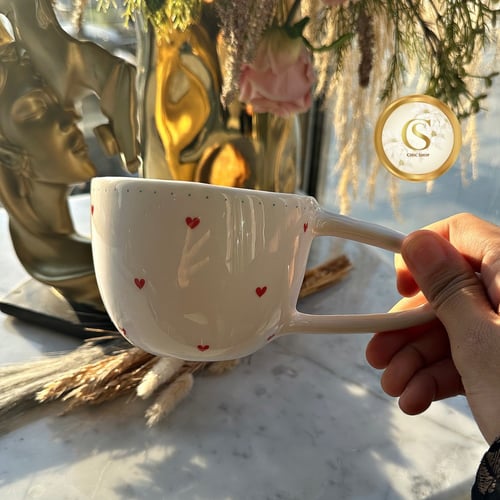 كوب القلب بمسكة طويلة