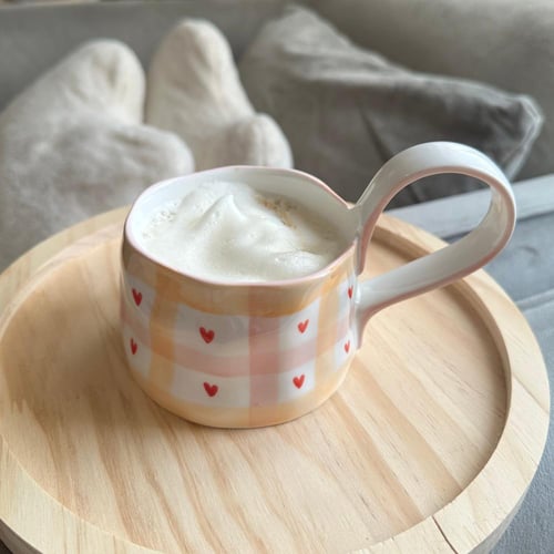 كوب القلوب بمسكة مميزة