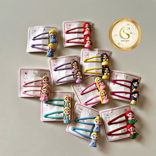 زوج من بكل الاطفال بشخصيات الاميرات