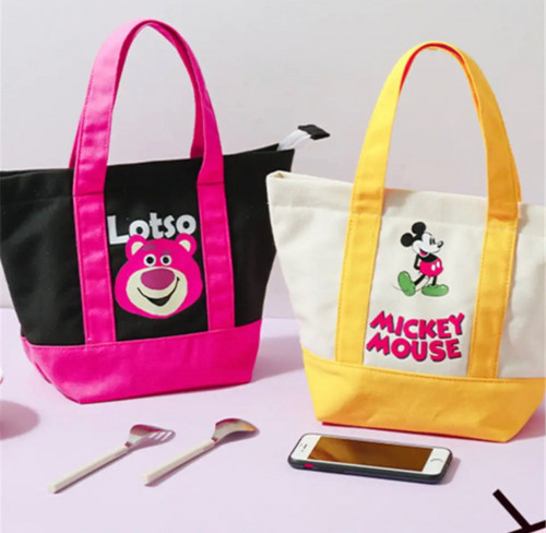 حقيبة بشخصيات ديزني