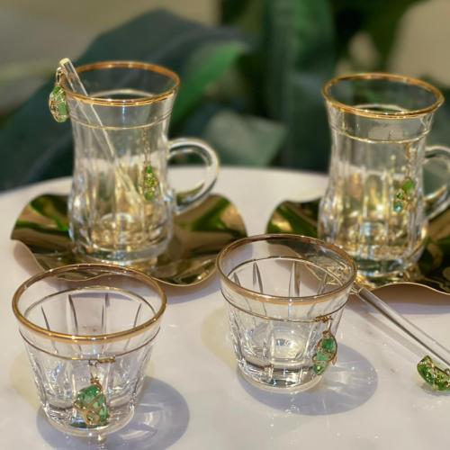 طقم بيالات وفناجين تركي ذهبي 24 قطعة